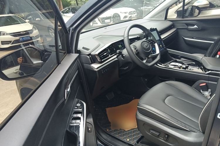 Used Hyundai Custo 2021 270TGDi Prestige LUX Driver Seat