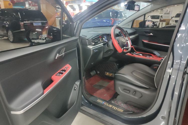 Used Hyundai Custo 2021 270TGDi Prestige LUX Driver Seat