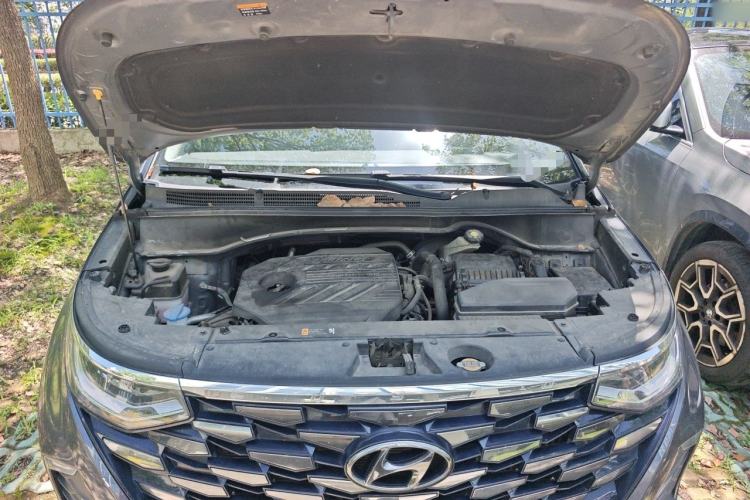 Used Hyundai Custo 2021 380TGDi Smart Luxury Premium LUX Engine Bay