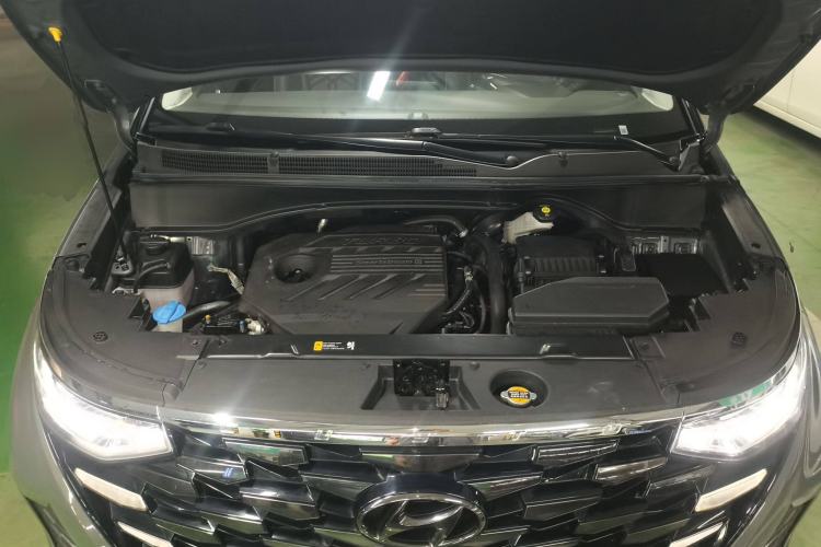 Used Hyundai Custo 2021 380TGDi Smart Luxury Premium LUX Engine Bay