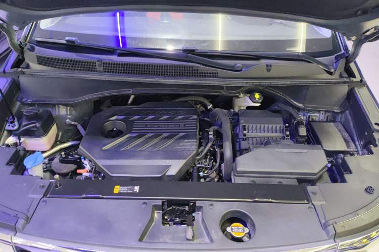 Used Hyundai Custo 2021 380TGDi Smart Love Flagship Edition TOP Premium Engine Bay