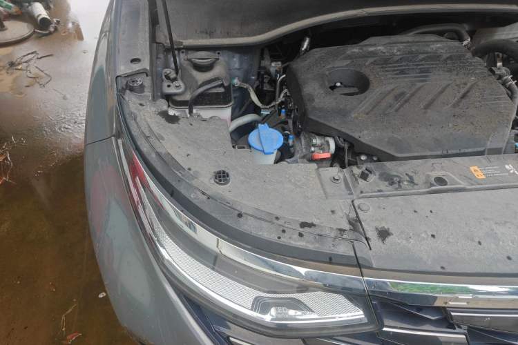 Used Hyundai Custo 2021 380TGDi Smart Luxury Premium LUX Engine Bay Right