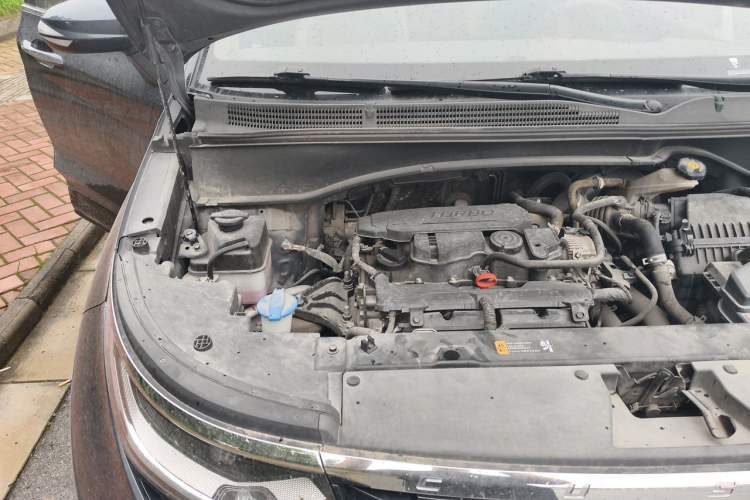 Used Hyundai Custo 2021 270TGDi Prestige LUX Engine Bay Right