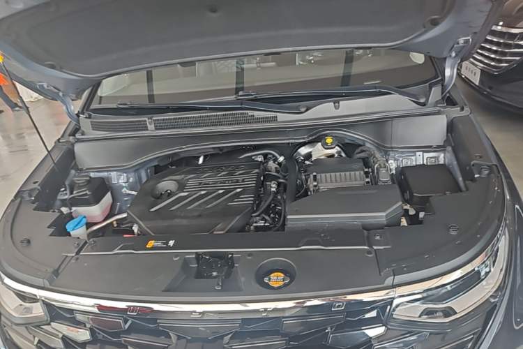 Used Hyundai Custo 2021 380TGDi Smart Love Flagship Edition TOP Premium Engine Bay