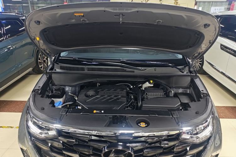 Used Hyundai Custo 2021 380TGDi Smart Luxury Premium LUX Engine Bay