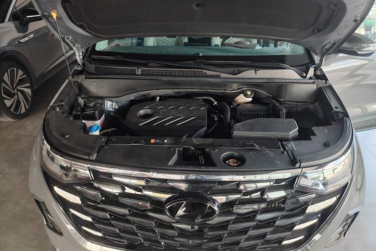 Used Hyundai Custo 2021 380TGDi Smart Luxury Premium LUX Engine Bay