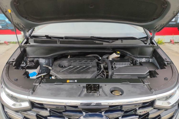 Used Hyundai Custo 2021 380TGDi Smart Luxury Premium LUX Engine Bay