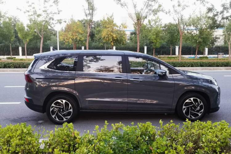 Used Hyundai Custo 2021 380TGDi Smart Love Flagship Edition TOP Premium Exterior 2