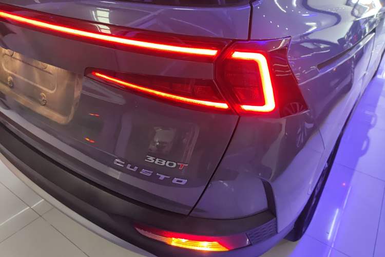 Used Hyundai Custo 2021 380TGDi Smart Love Flagship Edition TOP Premium Exterior 6