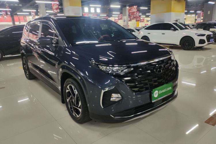 Used Hyundai Custo 2021 270TGDi Prestige LUX Front Right 45 Deg