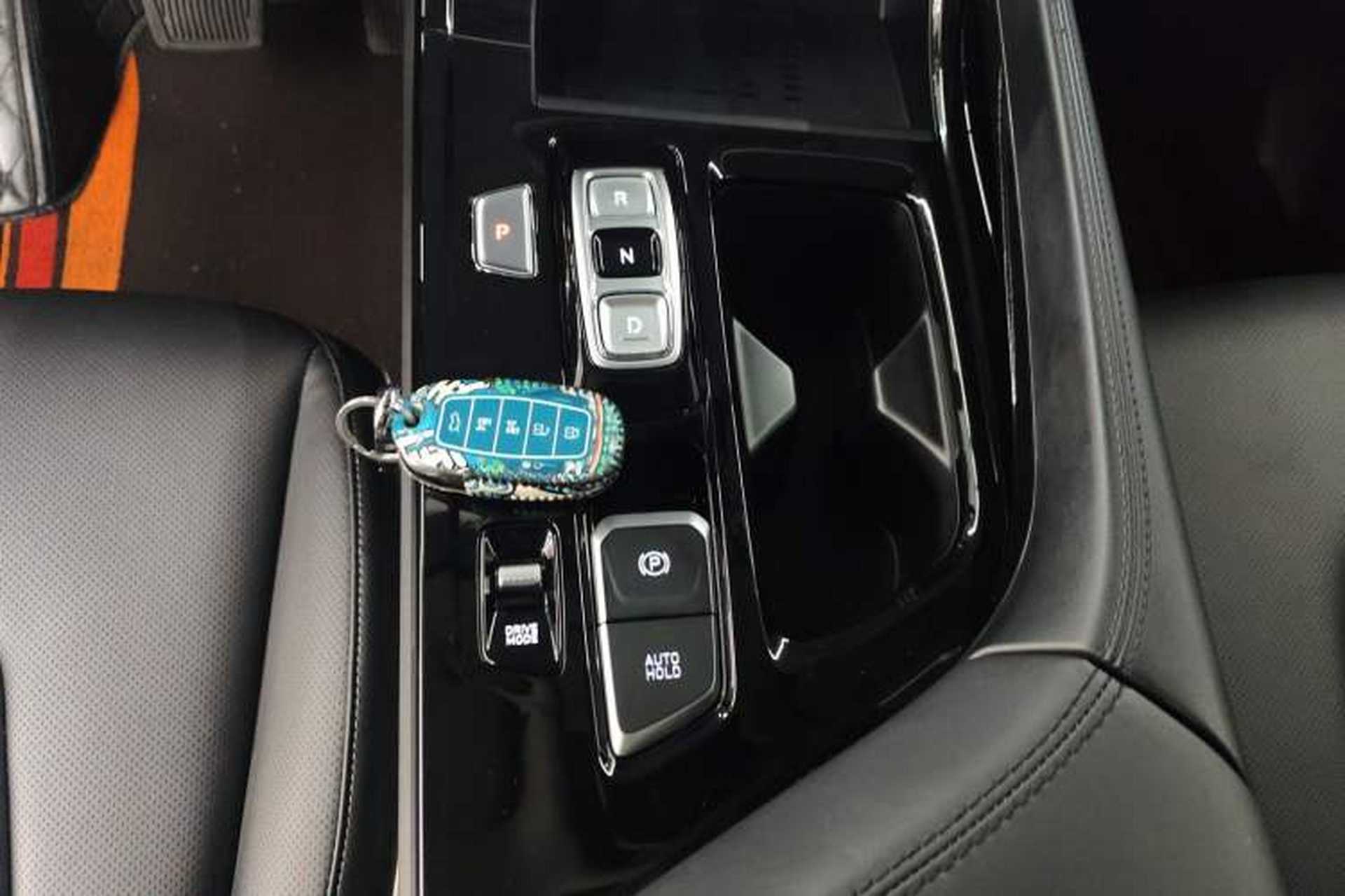 Used Hyundai Custo 2021 380TGDi Smart Love Flagship Edition TOP Premium Gear Lever