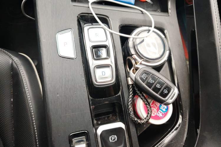 Used Hyundai Custo 2021 270TGDi Prestige LUX Gear Lever