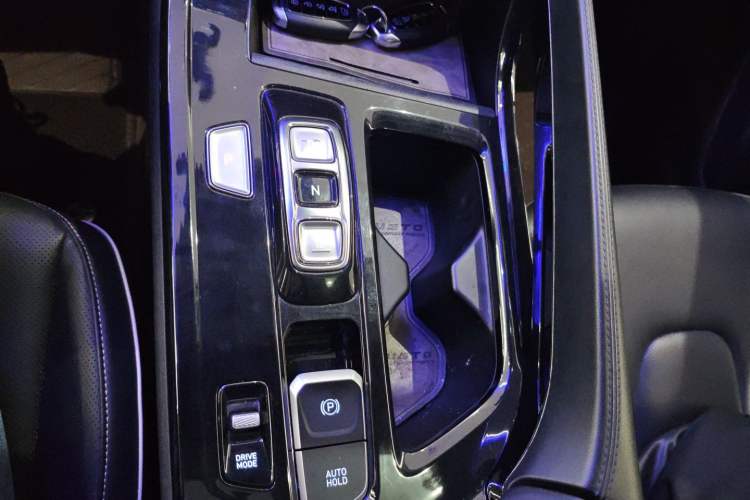 Used Hyundai Custo 2021 380TGDi Smart Love Flagship Edition TOP Premium Gear Lever