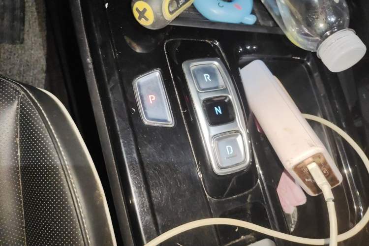 Used Hyundai Custo 2021 270TGDi Prestige LUX Gear Lever