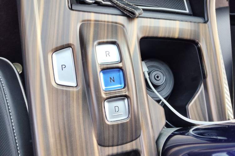 Used Hyundai Custo 2021 380TGDi Smart Luxury Premium LUX Gear Lever
