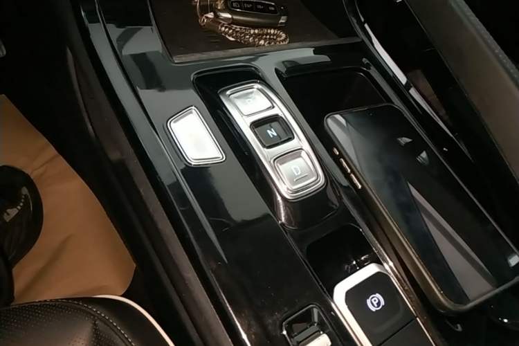 Used Hyundai Custo 2021 380TGDi Smart Luxury Premium LUX Gear Lever