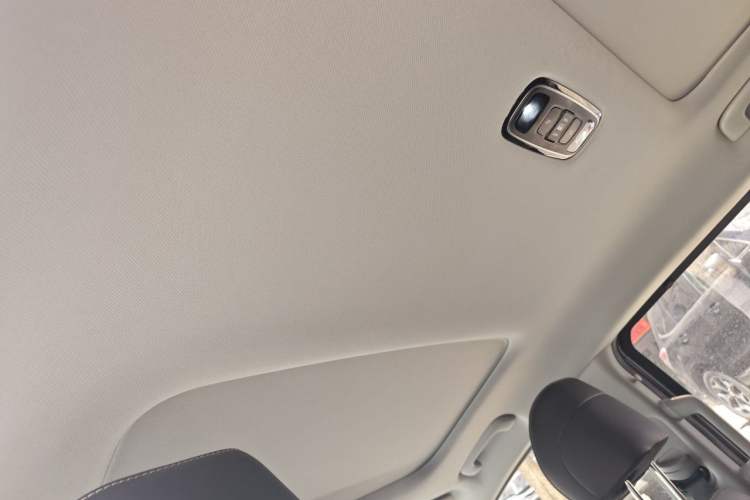 Used Hyundai Custo 2021 270TGDi Prestige LUX Headliner