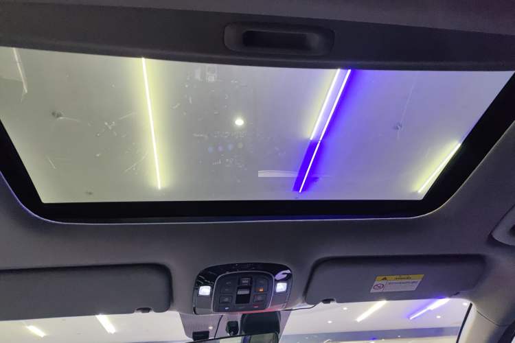 Used Hyundai Custo 2021 380TGDi Smart Love Flagship Edition TOP Premium Headliner