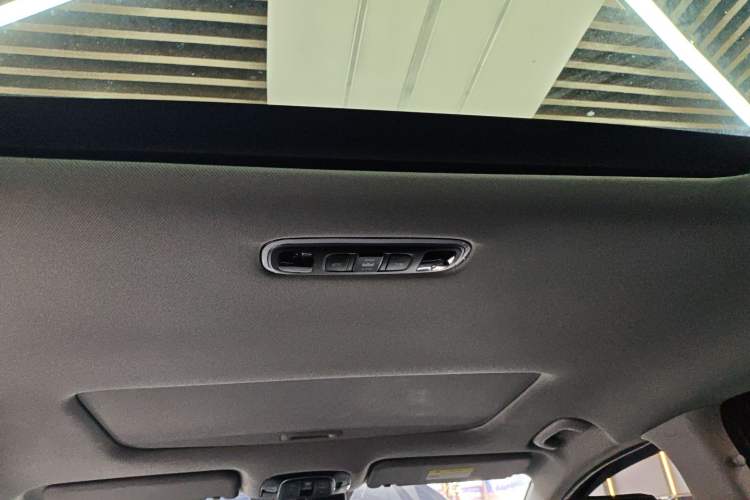 Used Hyundai Custo 2021 270TGDi Prestige LUX Headliner