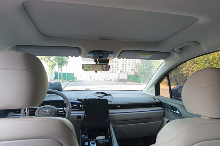 Used Hyundai Custo 2021 380TGDi Smart Love Flagship Edition TOP Premium Headliner