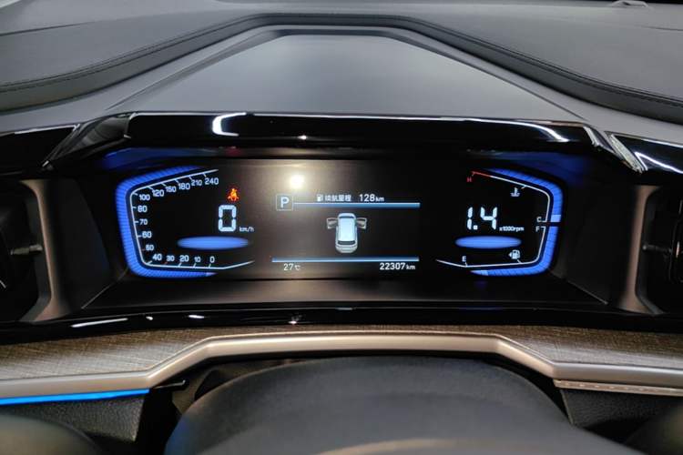 Used Hyundai Custo 2021 270TGDi Prestige LUX Instrument Cluster