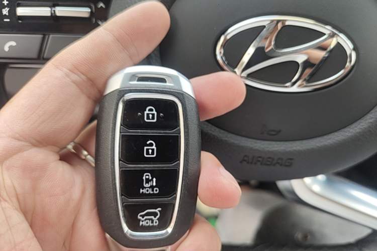 Used Hyundai Custo 2021 380TGDi Deluxe Edition DLX Interior 1