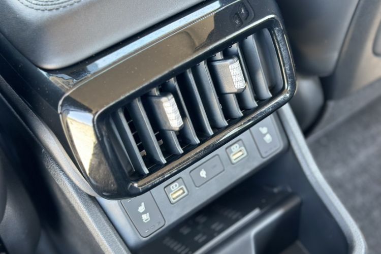 Used Hyundai Custo 2021 380TGDi Smart Luxury Premium LUX Interior 12