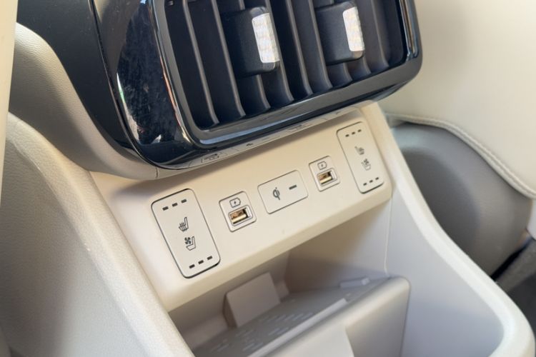 Used Hyundai Custo 2021 380TGDi Smart Love Flagship Edition TOP Premium Interior 2