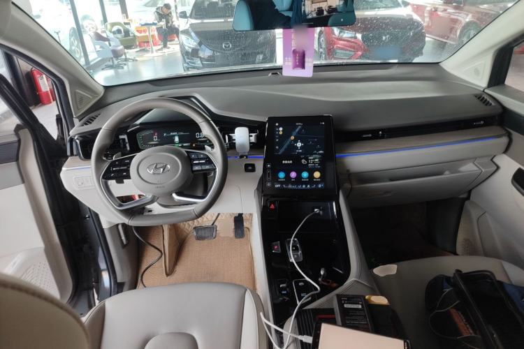 Used Hyundai Custo 2021 380TGDi Smart Luxury Premium LUX Interior 2
