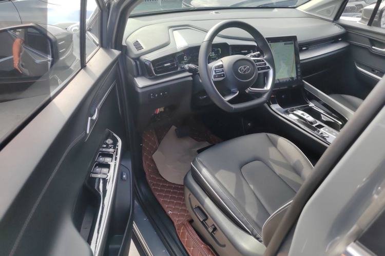 Used Hyundai Custo 2021 270TGDi Prestige LUX Interior 3