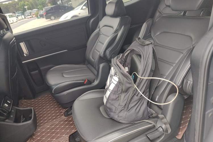 Used Hyundai Custo 2021 270TGDi Prestige LUX Interior 4