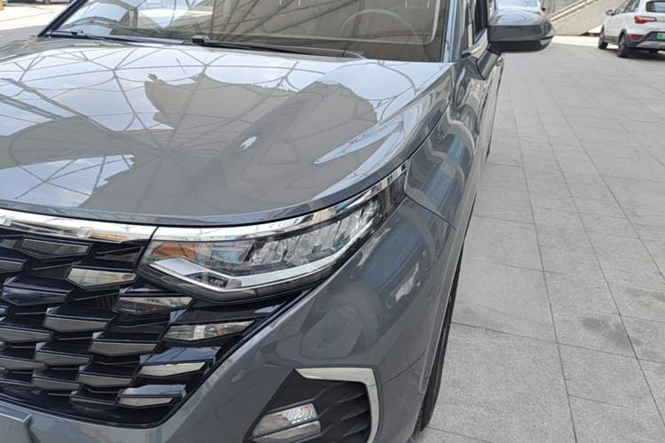 Used Hyundai Custo 2021 380TGDi Deluxe Edition DLX Left Front Headlight