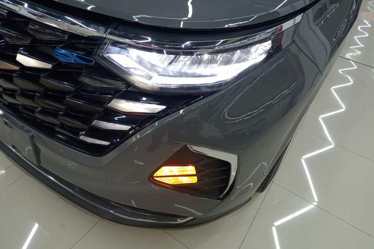 Used Hyundai Custo 2021 270TGDi Prestige LUX Left Front Headlight