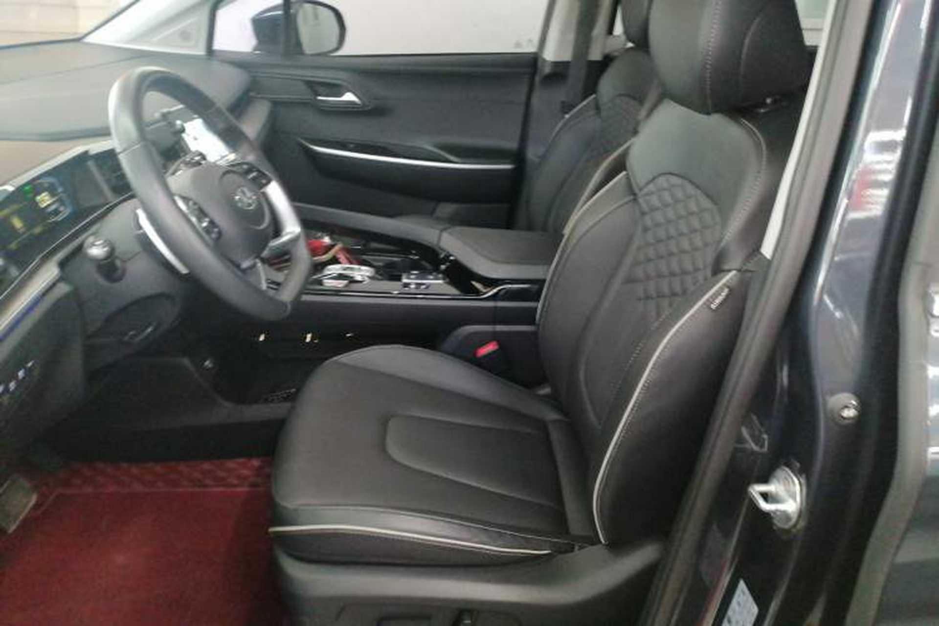Used Hyundai Custo 2021 380TGDi Smart Luxury Premium LUX Left Front Seat