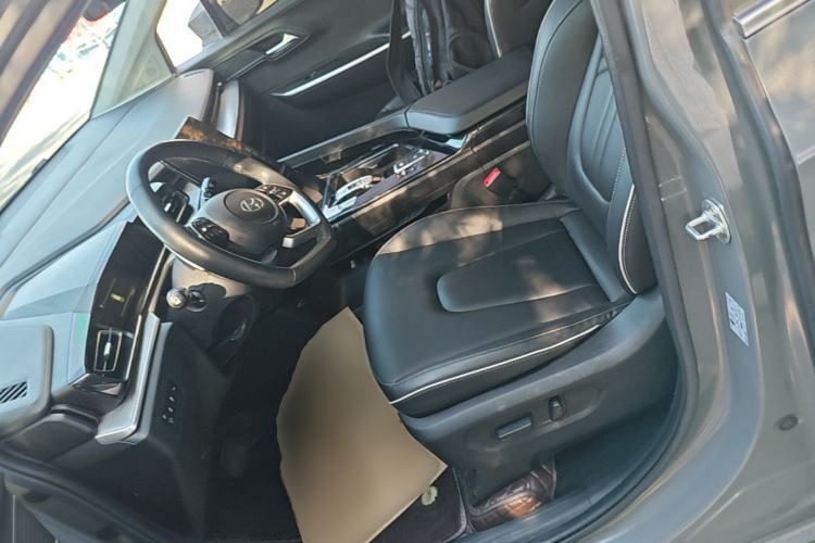 Used Hyundai Custo 2021 380TGDi Smart Luxury Premium LUX Left Front Seat