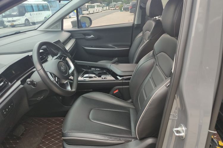 Used Hyundai Custo 2021 270TGDi Prestige LUX Left Front Seat