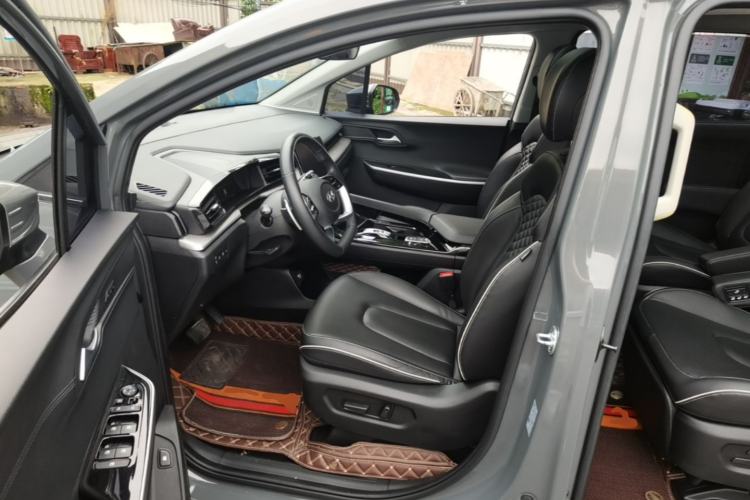 Used Hyundai Custo 2021 380TGDi Smart Luxury Premium LUX Left Front Seat