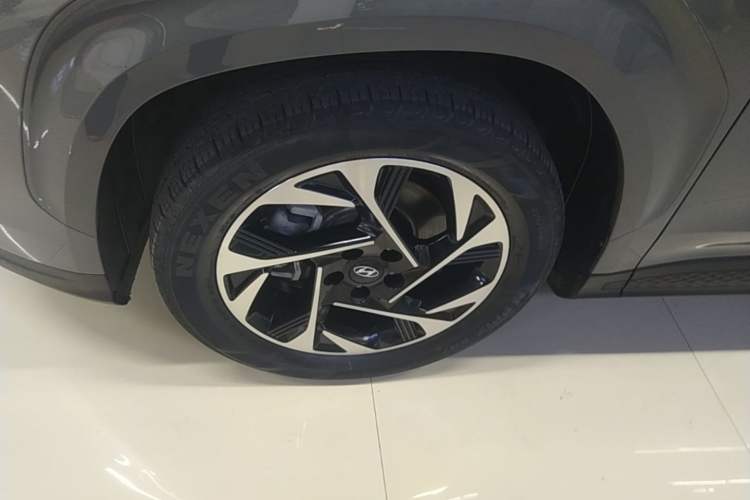 Used Hyundai Custo 2021 380TGDi Smart Love Flagship Edition TOP Premium Left Front Wheel Hub