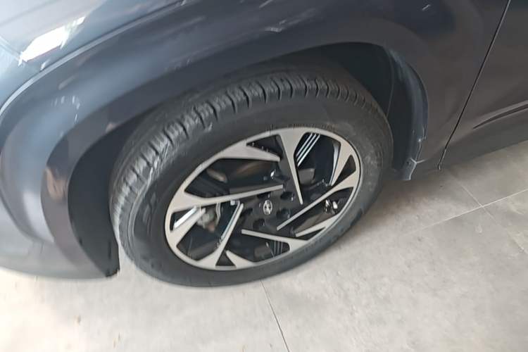 Used Hyundai Custo 2021 380TGDi Smart Love Flagship Edition TOP Premium Left Front Wheel Hub