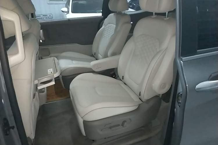 Used Hyundai Custo 2021 380TGDi Smart Luxury Premium LUX Left Rear Seat