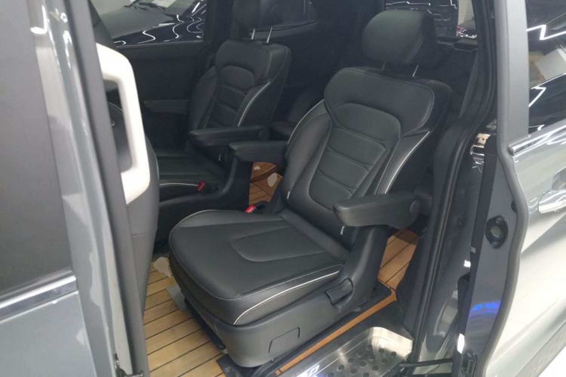 Used Hyundai Custo 2021 270TGDi Prestige LUX Left Rear Seat