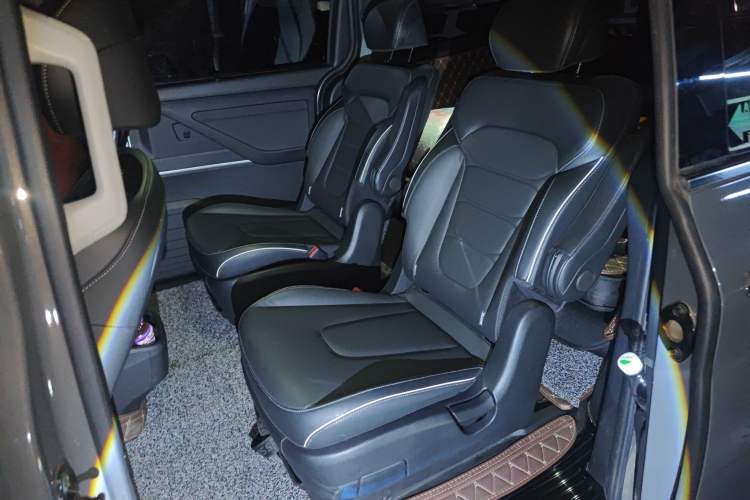 Used Hyundai Custo 2021 270TGDi Prestige LUX Left Rear Seat