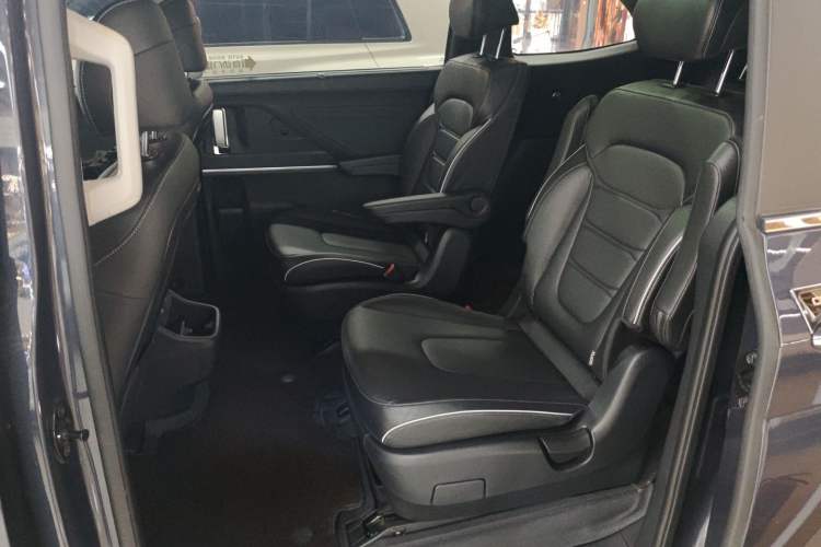 Used Hyundai Custo 2021 270TGDi Prestige LUX Left Rear Seat