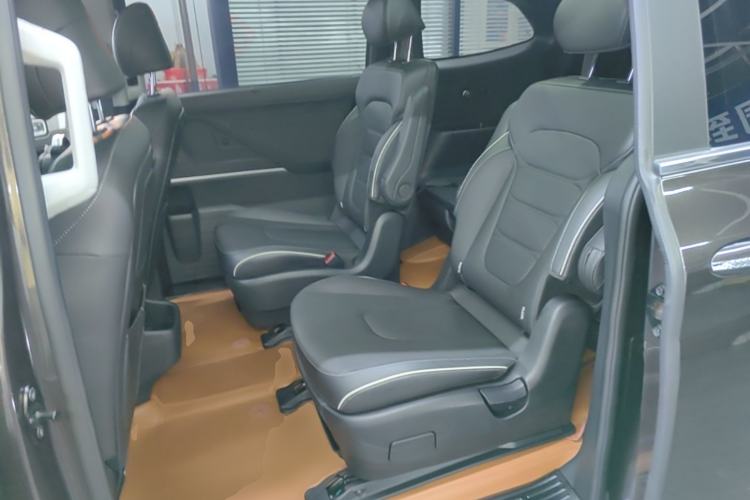 Used Hyundai Custo 2021 270TGDi Prestige LUX Left Rear Seat