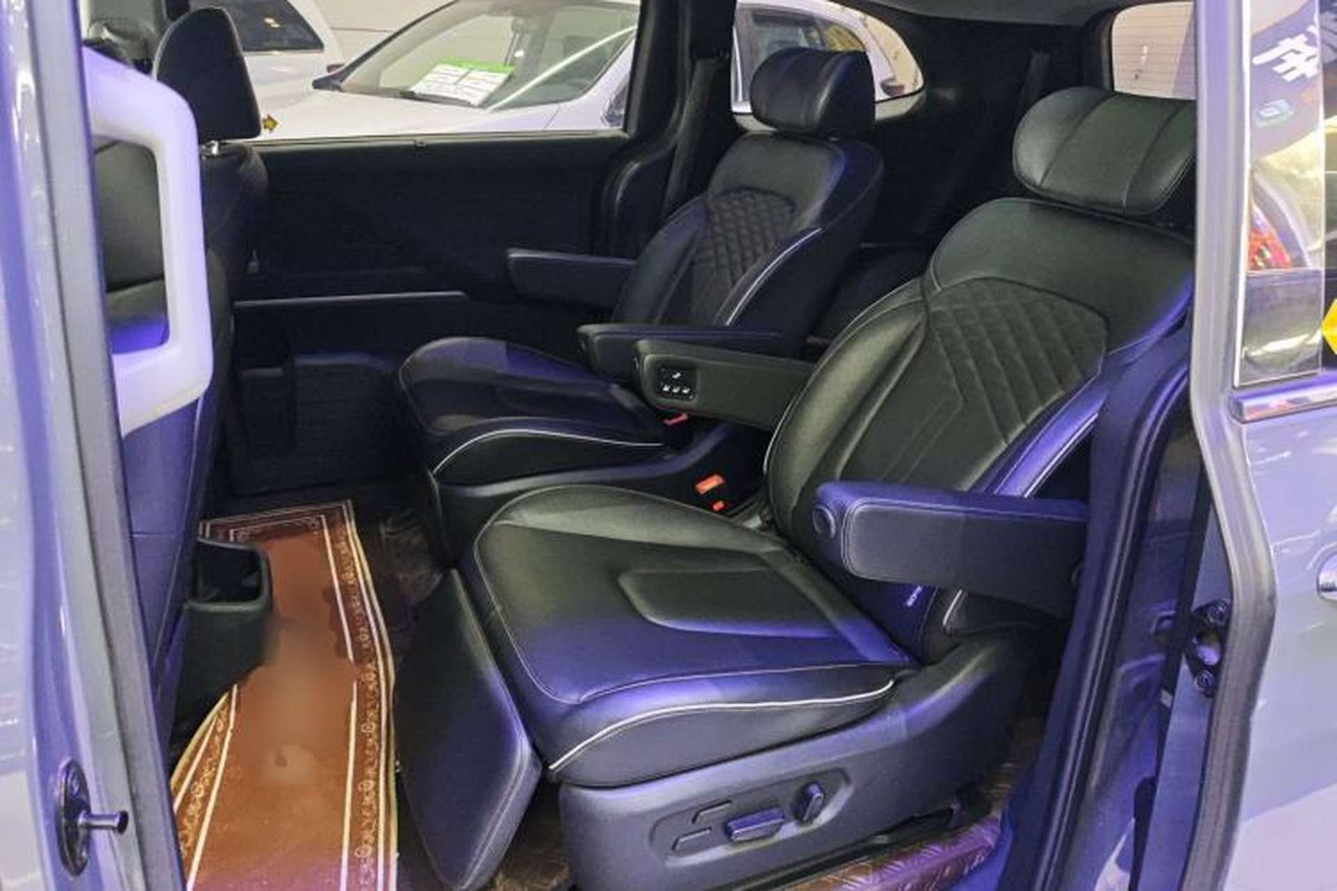 Used Hyundai Custo 2021 380TGDi Smart Love Flagship Edition TOP Premium Left Rear Seat