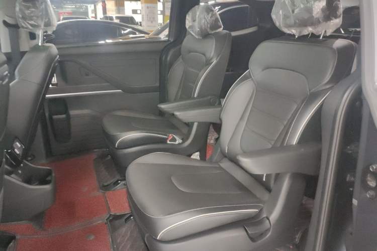 Used Hyundai Custo 2021 270TGDi Prestige LUX Left Rear Seat