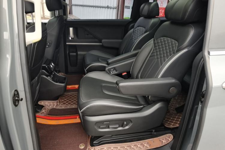 Used Hyundai Custo 2021 380TGDi Smart Luxury Premium LUX Left Rear Seat
