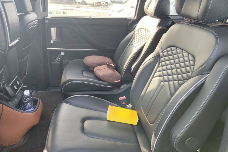 Used Hyundai Custo 2021 380TGDi Smart Luxury Premium LUX Left Rear Seat