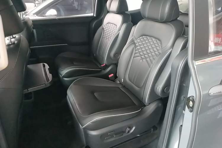Used Hyundai Custo 2021 380TGDi Smart Luxury Premium LUX Left Rear Seat