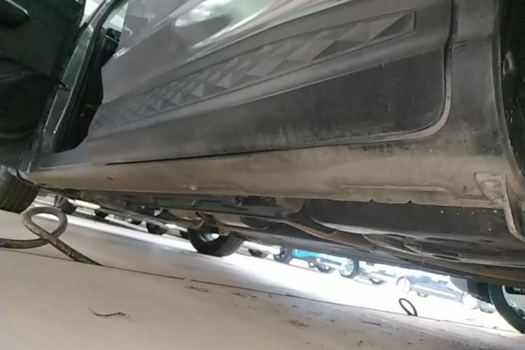 Used Hyundai Custo 2021 270TGDi Prestige LUX Left Side Sill